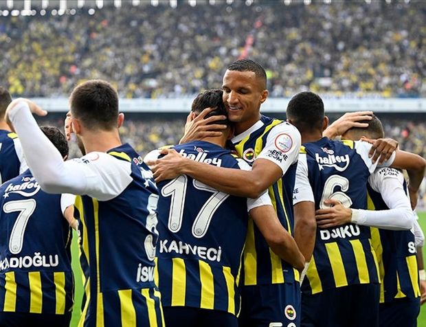 Fenerbahçe galibiyet serisine devam etti