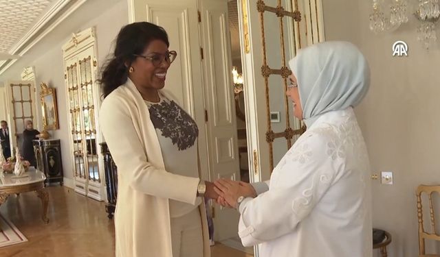 Emine Erdoğan, Malcolm X'in kızı İlyasa Şahbaz ile görüştü