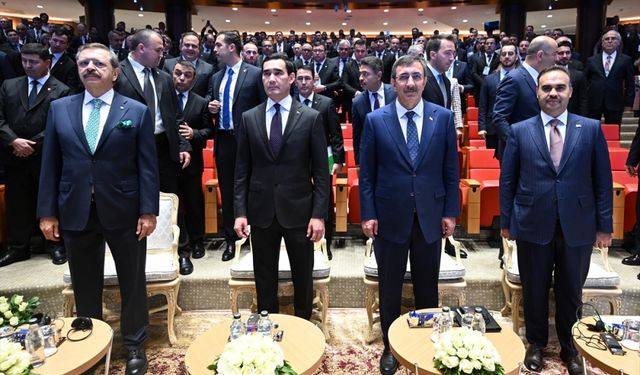 Bakan Kacır, "Türkiye-Türkmenistan İş Forumu"nda konuştu: