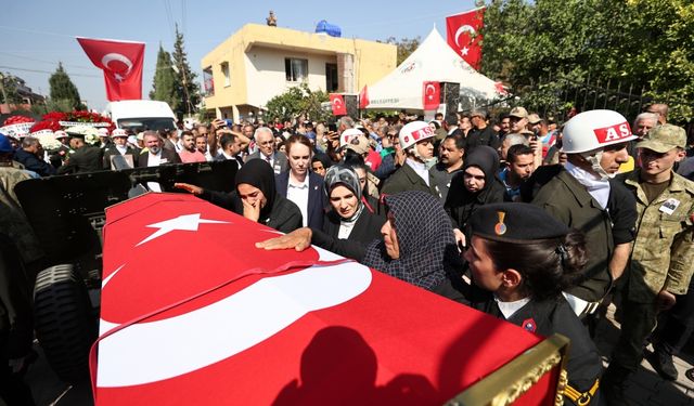 Şehit Piyade Uzman Çavuş Mustafa Çakmak'ın cenazesi Hatay'da defnedildi
