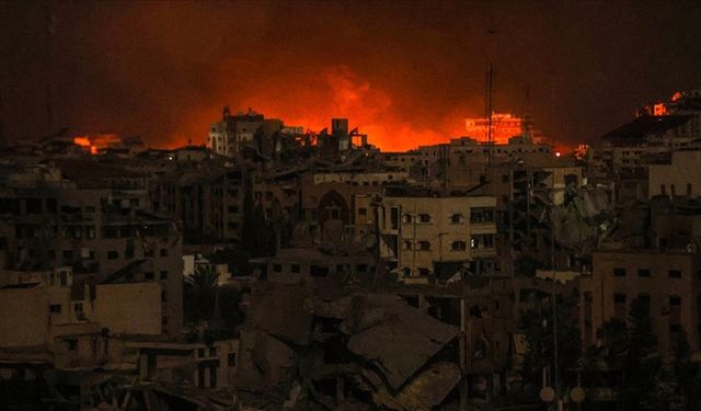 İsrail, güvenli bölge olacağını iddia ettiği Han Yunus'u savaş alanı ilan etti