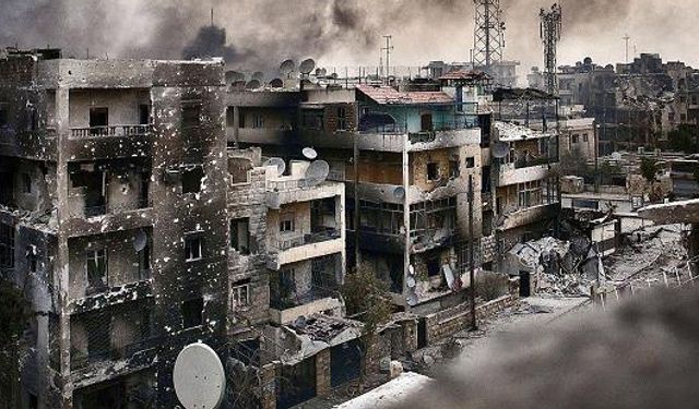 Suriye ordusunun Halep'e düzenlediği saldırıda 5 sivil öldü, 1 sivil yaralandı