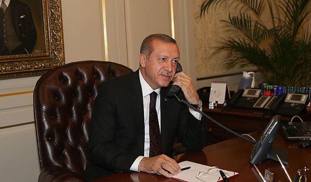 Cumhurbaşkanı Erdoğan, Avrupa Şampiyonası'na katılmaya hak kazanan A Milli Futbol Takımı'nı kutladı