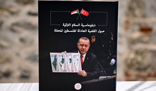 Cumhurbaşkanlığı İletişim Başkanlığından "Filistin İçin Tek Yürek Zirvesi"ne özel Filistin kitabı ve sergisi