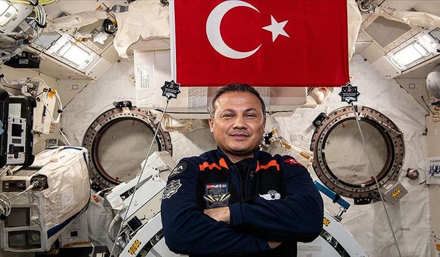 Astronot Gezeravcı'nın Yörük kültürüne ait eşyaları belli oldu: Kirmen ve nazar boncuğu