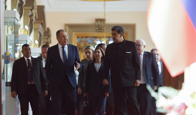 Rusya Dışişleri Bakanı Lavrov, Venezuela Devlet Başkanı Maduro ile görüştü