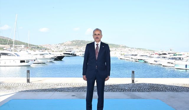 Bakan Uraloğlu, yeni gemi inşasına yönelik teşvik düzenlemesini değerlendirdi: