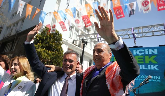 Muğla Büyükşehir Belediye Başkan adayı Ayaydın, Yatağan'da mitingde konuştu: