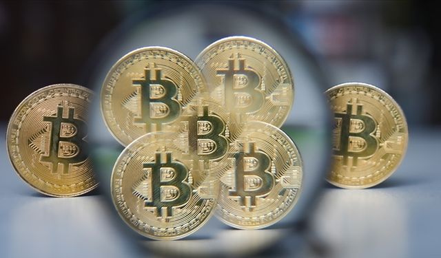 Bitcoin'in fiyatı 65 bin doların altına geriledi