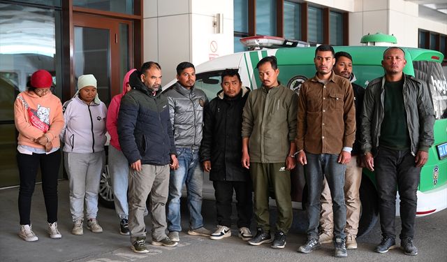 Edirne'de konteynerde 10 düzensiz göçmen yakalandı