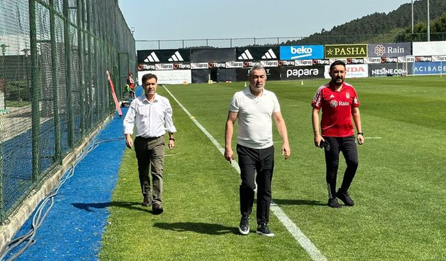Beşiktaş'ta Samet Aybaba ile Feyyaz Uçar, basın mensuplarıyla bir araya geldi