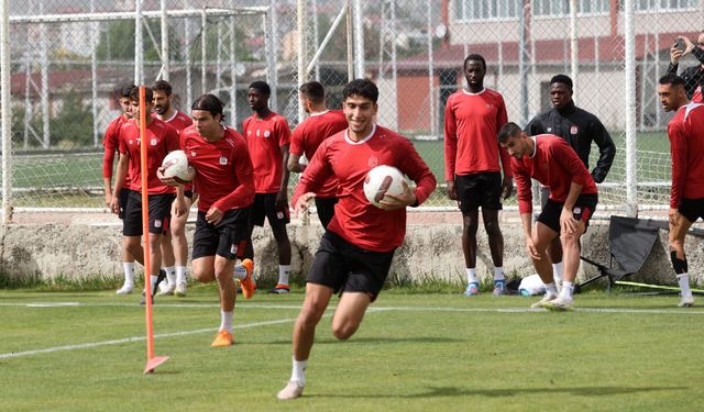 Sivasspor'da, Kayserispor maçının hazırlıkları sürüyor