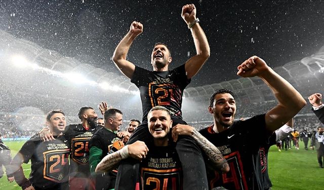 Galatasaray, Süper Lig'de 25. şampiyonluk için gün sayıyor