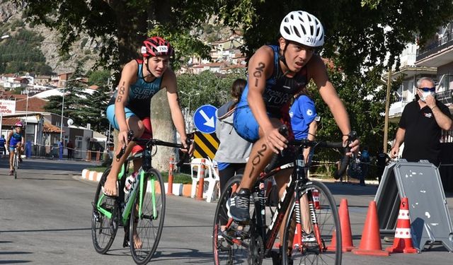 22. Triatlon Türkiye Kupası, Altınkum Plajı’nda yapılacak