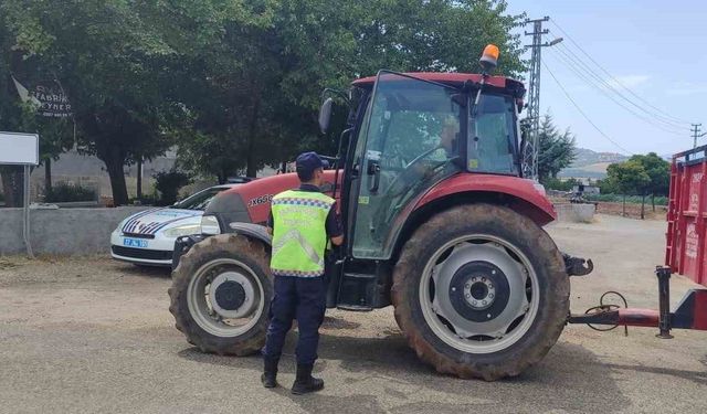 Jandarmadan 112 sürücüye 209 bin lira trafik cezası