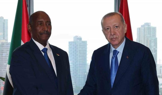 Cumhurbaşkanı Erdoğan, Sudan Egemenlik Konseyi Başkanı El Burhan ile görüştü