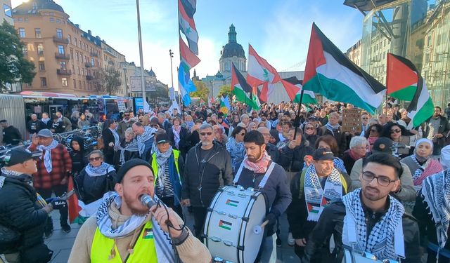 İsveç'te, İsrail'in Gazze ve Lübnan'a saldırıları protesto edildi