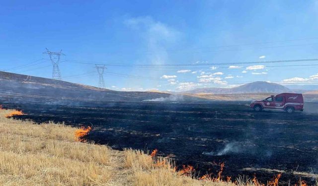 Malatya’da bin dönümlük anız yangını kontrol altına alındı