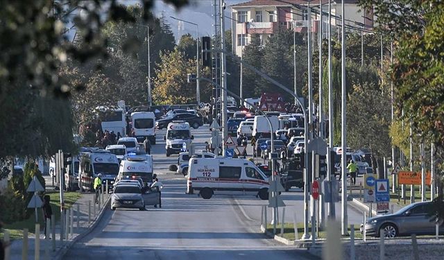 Sağlık Bakanlığı: TUSAŞ tesislerine gerçekleştirilen terör saldırısında yaralanan 22 vatandaşımızdan 8’i taburcu edildi