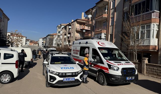 Aksaray'da komşusunu bıçakla yaralayan şüpheli gözaltına alındı