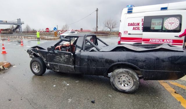 CHP Rize Milletvekili Tahsin Ocaklı trafik kazasında yaralandı