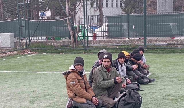 Amasya’da 24 düzensiz göçmen yakalandı