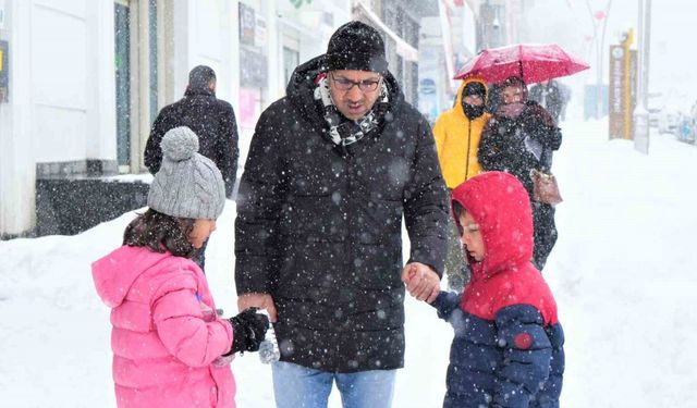 Muş’ta okullar tatil edildi