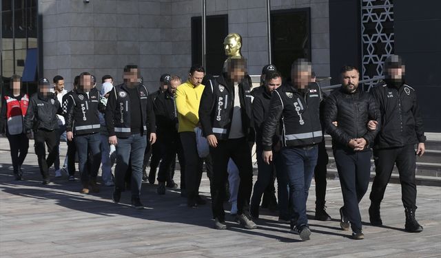 Çanakkale'de otelde balyozlu ve bıçaklı kavgaya karışan 10 zanlı yakalandı