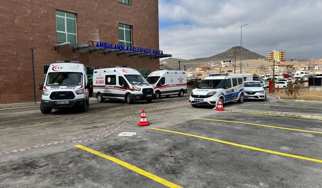 Niğde'de bir hasta tarafından bıçaklanan doktor yaralandı