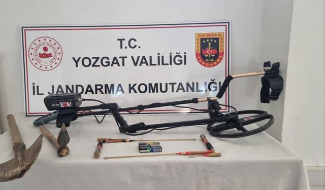 Yozgat'ta izinsiz kazı yapan 3 kişi suçüstü yakalandı