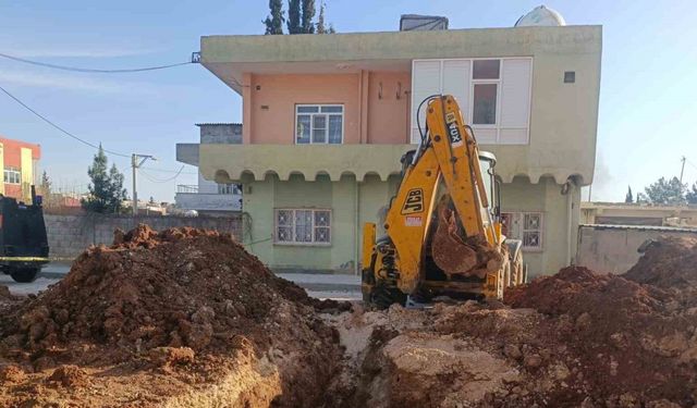 Mardin’de toprak altında kalan tesisatçı hayatını kaybetti