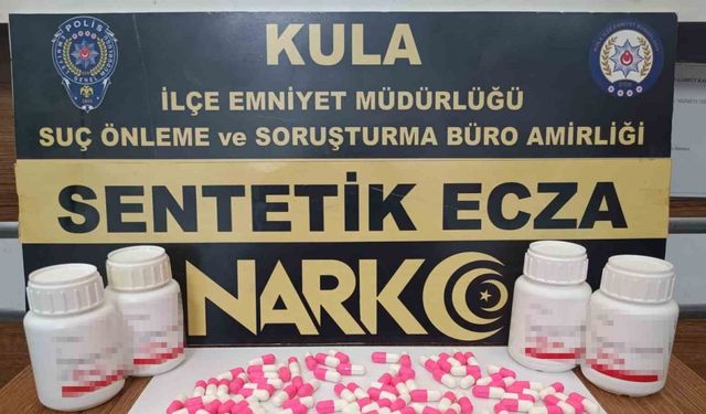 Polisi görünce kaçtı, üzerinden uyuşturucu çıktı