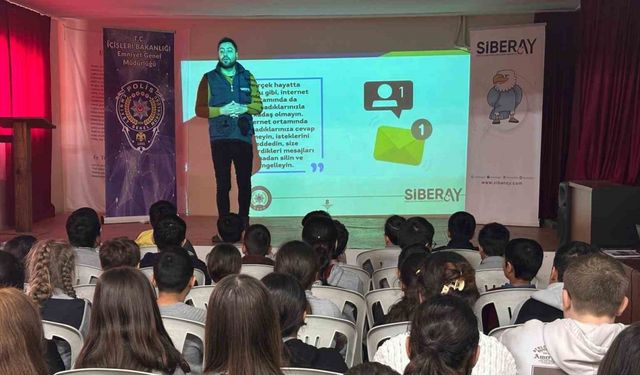 Tekirdağ’da öğrenciler siber tehlikelere karşı bilgilendirildi