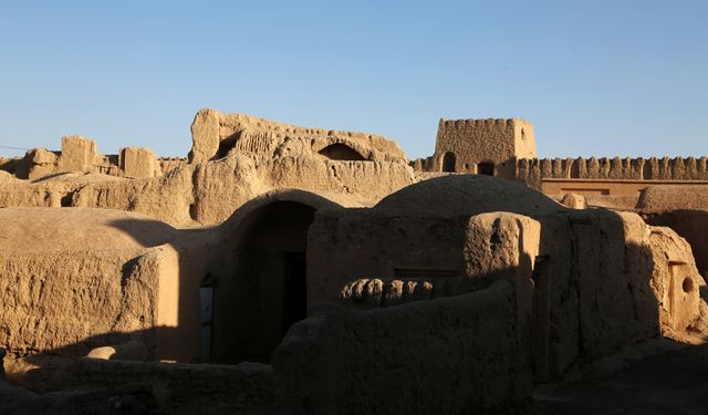 İsfahan'daki tarihi "Kurtan Kalesi" farklı dönem ve kültürlerin izlerini taşıyor