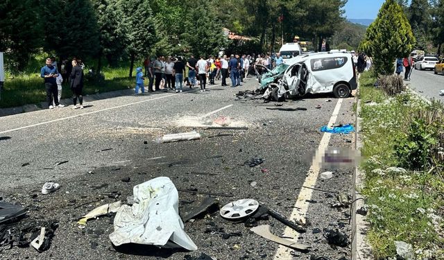 Marmaris’te karayolu savaş alanına döndü: 1 ölü, 4 yaralı