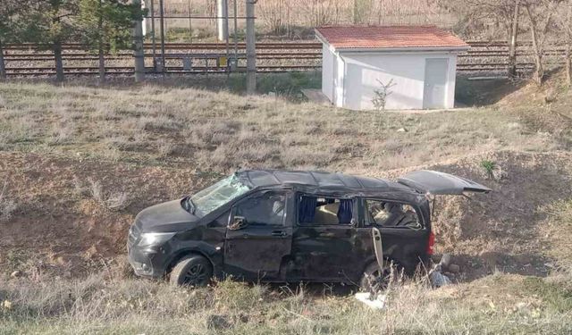 Ünlü oyuncu Berk Atan kazada yaralandı