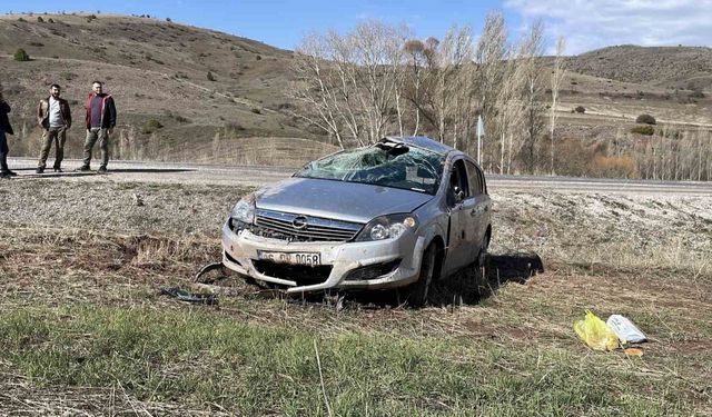 Virajı alamayarak tarlaya uçtu, 1’i ağır 5 kişi yaralardı