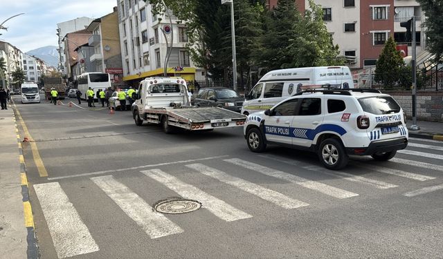 Karabük'te kamyonun çarptığı yaya öldü