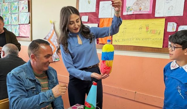 Aileler ve öğrenciler kuşlara yuva oldu