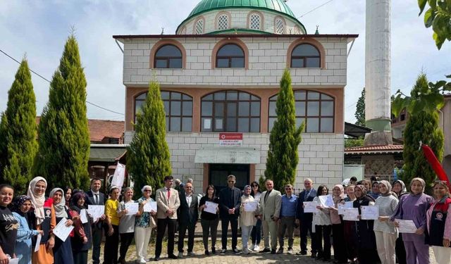 Çaycuma’da 35 kadın seracılık belgesi aldı