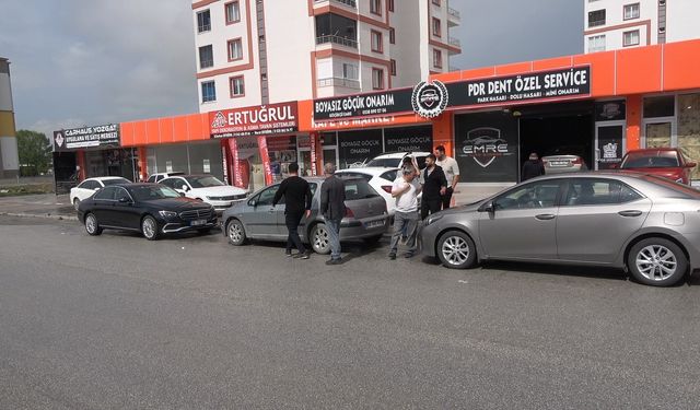 Dolu araçları vurdu, araç sahipleri ustaların yolunu tuttu