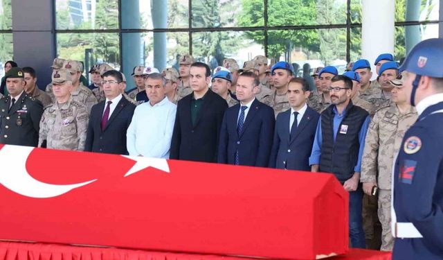 Kazada hayatını kaybeden uzman çavuş son yolculuğuna uğurlandı