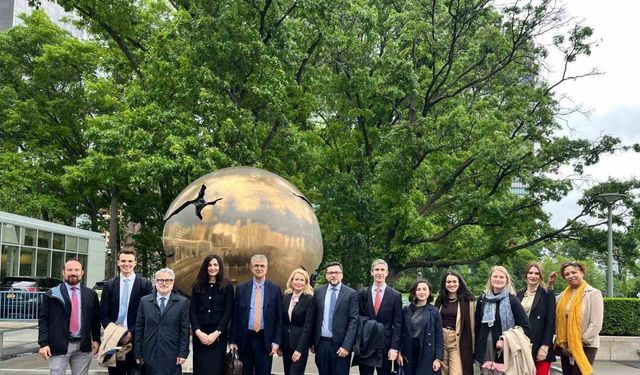 MHP Erzurum Milletvekili Kamil Aydın New York’ta temaslarına devam ediyor