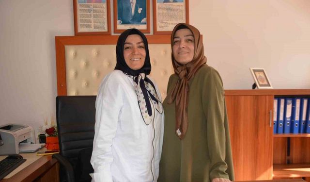 Ordu’da tek yumurta ikiz öğretmen anneler, aynı okulda 15 yıldır birlikte görev yapıyor