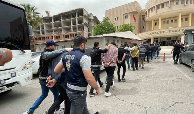 Şanlıurfa merkezli 6 ilde ’change’ araç operasyonu: 15 gözaltı