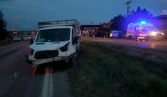 Siirt’te kamyon ile kamyonet çarpıştı: 6 yaralı
