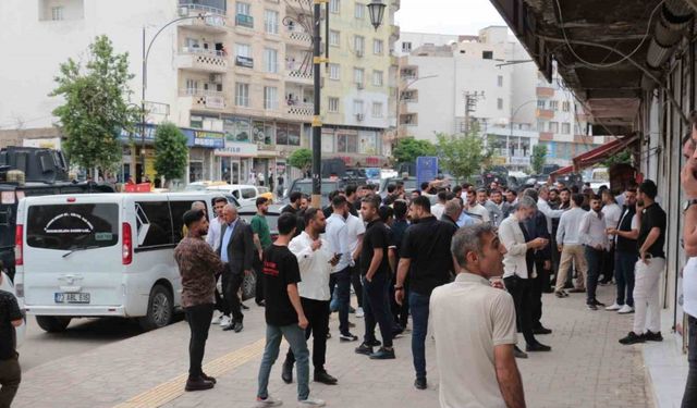 Şırnak’ta mahallede başlayan kavga caddeye taştı: 2 yaralı