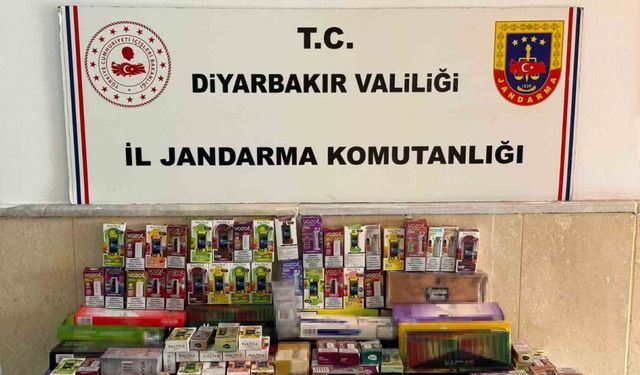 Sosyal medyada boş elektronik sigara kutularını dolu gibi gösterip dolandırıcılık yapan 2 kişi tutuklandı