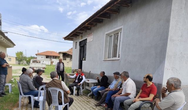Uşak Tarım ve Orman Müdürlüğü çiftçilerle bir araya geldi