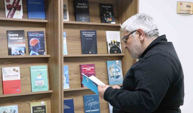 Uzmanı uyardı: "Ses kayıtlarınız dolandırılmanıza neden olabilir"
